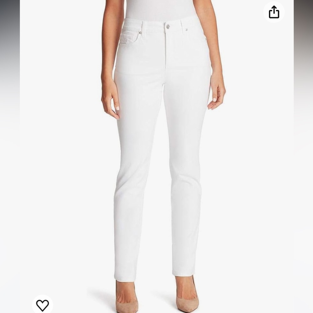 NWT Gloria Vanderbilt Women's Amanda Classic Rise Tapered Jean - Picture 1 of 10
